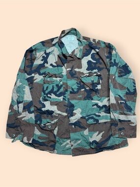 Vintage 1985 US Army Woodland Camo Button Up Jacket Men’s Large Vtg 80s